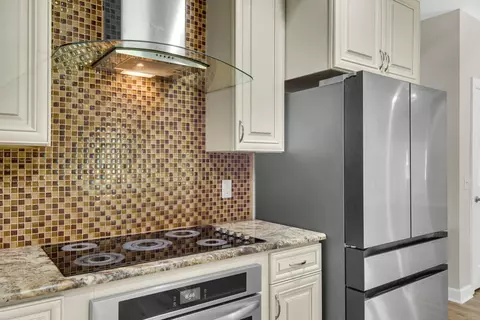 Kitchen - 3161 Haylee Ln, Crestview, FL 32539 photo 4 of 4