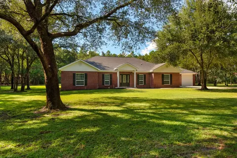 Exterior - 3161 Haylee Ln, Crestview, FL 32539 photo 2 of 17