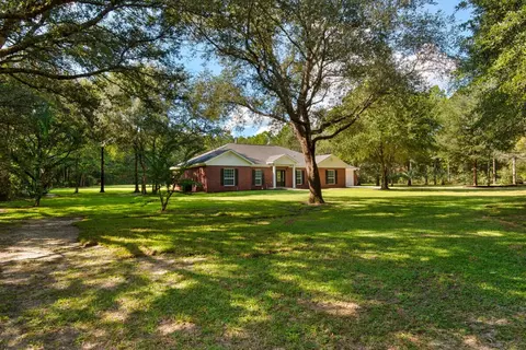 Exterior - 3161 Haylee Ln, Crestview, FL 32539 photo 3 of 17