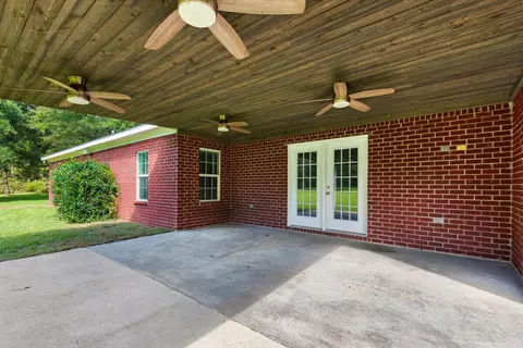 Exterior - 3161 Haylee Ln, Crestview, FL 32539 photo 8 of 17