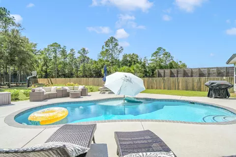 Exterior - 2415 Dakota Way, Crestview, FL 32536 photo 7 of 8