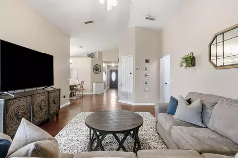 Living - 284 Limestone Cir, Crestview, FL 32539 photo 2 of 2