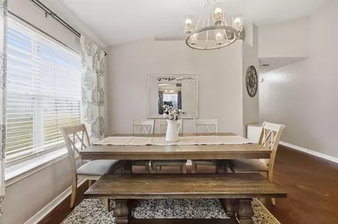 Dining - 284 Limestone Cir, Crestview, FL 32539 photo 2 of 2