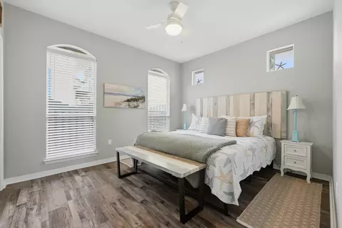 Bedroom - 36 Opal Cv, Miramar Beach, FL 32550 photo 6 of 7
