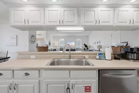 Kitchen - 36 Opal Cv, Miramar Beach, FL 32550 photo 5 of 6