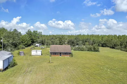 6049 Co Hwy 1087, Defuniak Springs, FL 32433