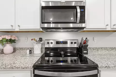 Kitchen - 60 Dusky Way, Freeport, FL 32439 photo 4 of 4