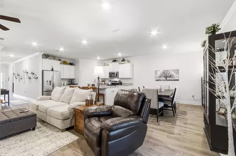 Entry Way - 60 Dusky Way, Freeport, FL 32439 photo 3 of 9