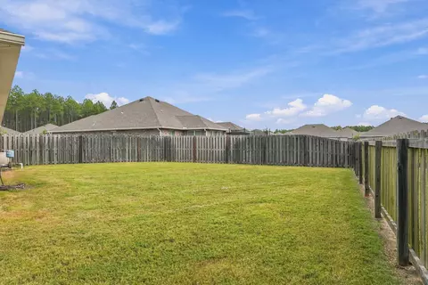 Exterior - 253 Picnic Pl, Freeport, FL 32439 photo 11 of 18