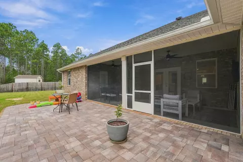 Exterior - 253 Picnic Pl, Freeport, FL 32439 photo 7 of 18