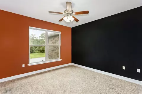 Bedroom - 4569 Hermosa Rd, Crestview, FL 32539 photo 3 of 8