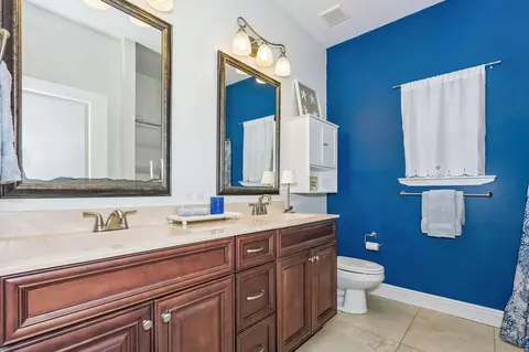 Bath - 4569 Hermosa Rd, Crestview, FL 32539 photo 3 of 4