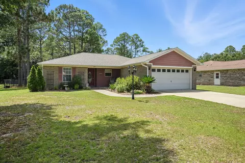 Exterior - 4237 Melton Rd, Milton, FL 32583 photo 2 of 7