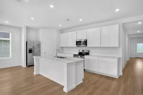Kitchen - 53 Old Bridge Rd #HS C2, Freeport, FL 32439 photo 1 of 3
