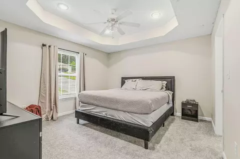 Bedroom - 327 Lakeview Dr, Crestview, FL 32536 photo 1 of 5
