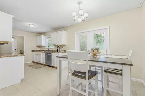 Dining - 327 Lakeview Dr, Crestview, FL 32536 photo 1 of 3
