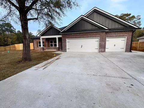378 NW Oakland Cir, Fort Walton Beach, FL 32548