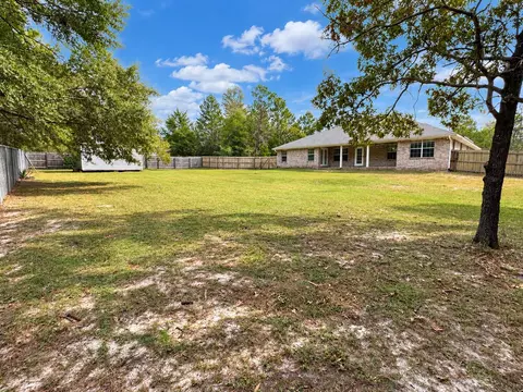 Exterior - 4172 Big Buck Trl, Crestview, FL 32539 photo 7 of 10