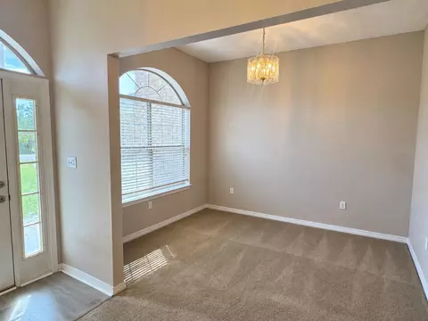 Living - 4172 Big Buck Trl, Crestview, FL 32539 photo 2 of 5