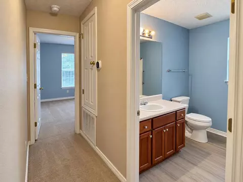 Entry Way - 4172 Big Buck Trl, Crestview, FL 32539 photo 2 of 3
