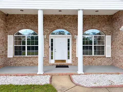 Exterior - 4172 Big Buck Trl, Crestview, FL 32539 photo 2 of 10