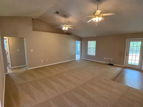 Living - 4172 Big Buck Trl, Crestview, FL 32539 photo 4 of 5