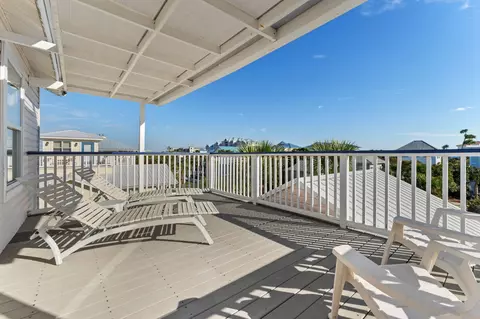 Exterior - 4491 Ocean View Dr, Destin, FL 32541 photo 6 of 14