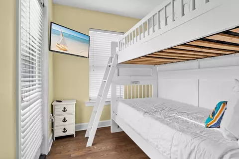 Bedroom - 4491 Ocean View Dr, Destin, FL 32541 photo 8 of 9