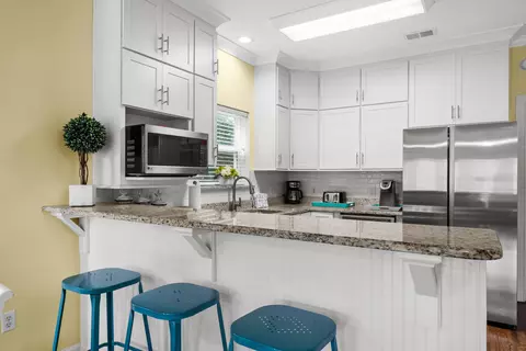 Kitchen - 4491 Ocean View Dr, Destin, FL 32541 photo 2 of 5