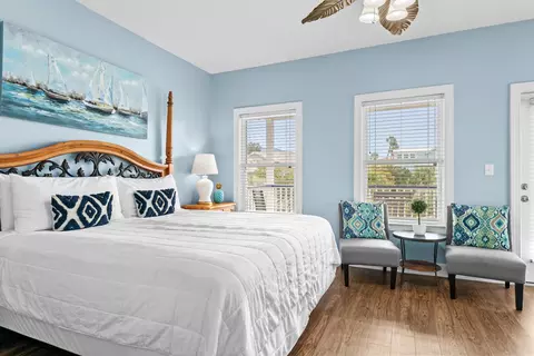 Bedroom - 4491 Ocean View Dr, Destin, FL 32541 photo 4 of 9