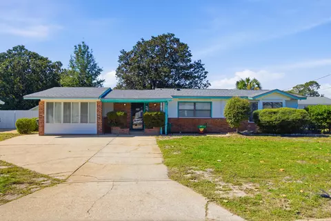 104 SW Cedar Ave, Fort Walton Beach, FL 32548