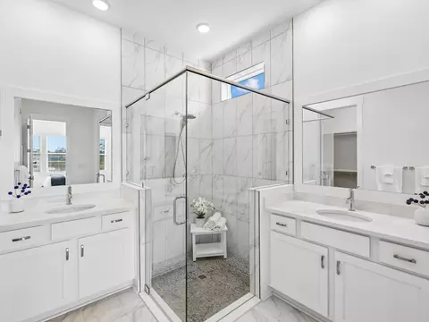 Bath - 158 Ravine Rd, Watersound, FL 32461 photo 2 of 2