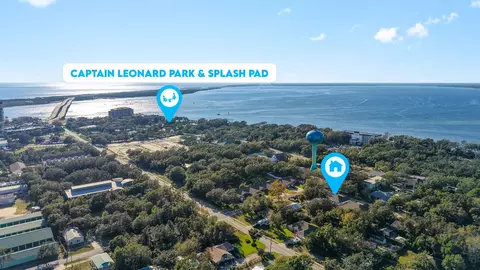 View/Area - 708 Forest St, Destin, FL 32541 photo 5 of 8