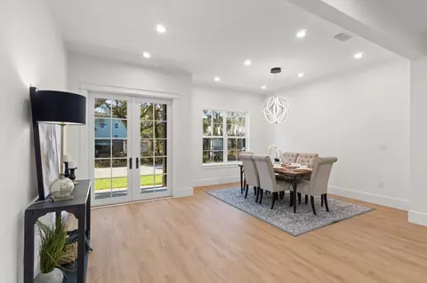 Dining - 708 Forest St, Destin, FL 32541 photo 1 of 4