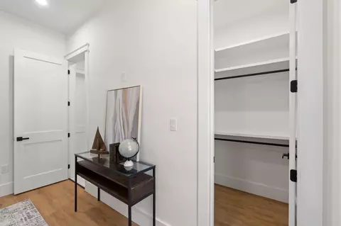 Entry Way - 708 Forest St, Destin, FL 32541 photo 7 of 10