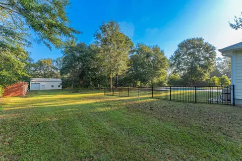 Exterior - 1435 Aaron Baker Rd, Baker, FL 32531 photo 9 of 14