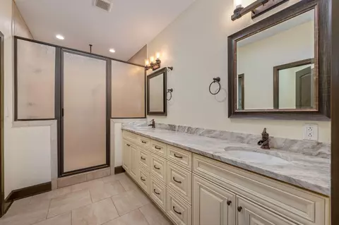 Bath - 1435 Aaron Baker Rd, Baker, FL 32531 photo 2 of 8