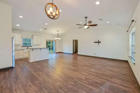 Living - 1435 Aaron Baker Rd, Baker, FL 32531 photo 3 of 4