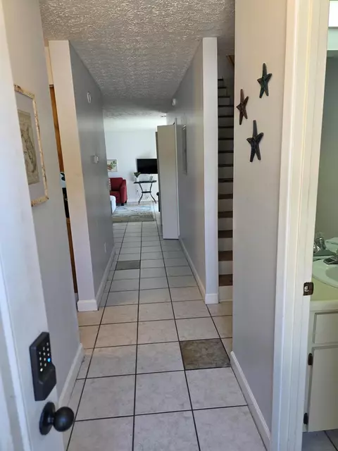 7125 N Lagoon Dr UNIT H, Panama City, FL 32408