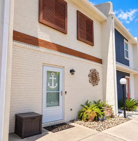 6215 Thomas Dr UNIT 123, Panama City Beach, FL 32408