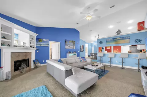 Living - 4217 Jade Loop, Destin, FL 32541 photo 2 of 5