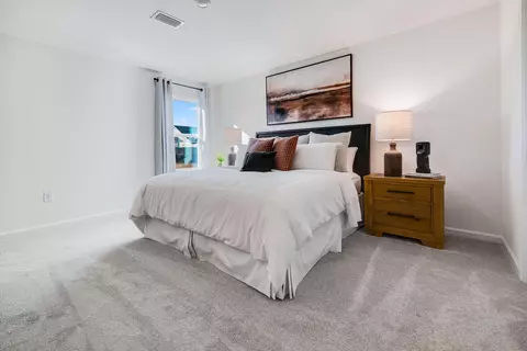 Bedroom - 5023 Myrtle Loop #HS 8, Crestview, FL 32539 photo 4 of 11