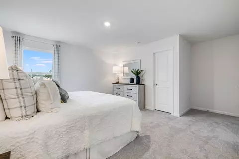 Bedroom - 5024 Myrtle Loop #HS 30, Crestview, FL 32539 photo 3 of 9