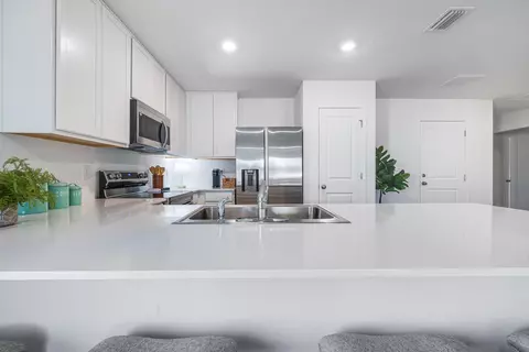 Kitchen - 5024 Myrtle Loop #HS 30, Crestview, FL 32539 photo 2 of 3