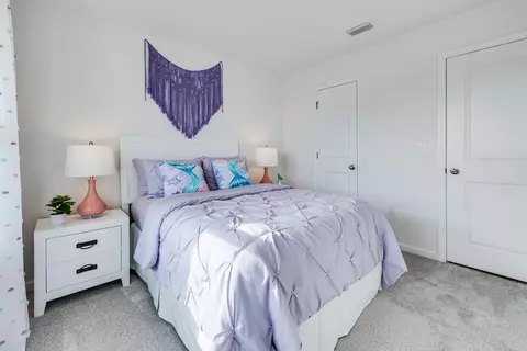 Bedroom - 5024 Myrtle Loop #HS 30, Crestview, FL 32539 photo 6 of 9