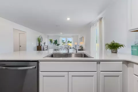 Kitchen - 5024 Myrtle Loop #HS 30, Crestview, FL 32539 photo 3 of 3