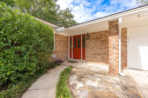 629 NE Merioneth Dr, Fort Walton Beach, FL 32547