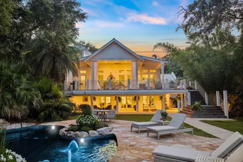 469 Turquoise Bch Dr, Santa Rosa Beach, FL 32459