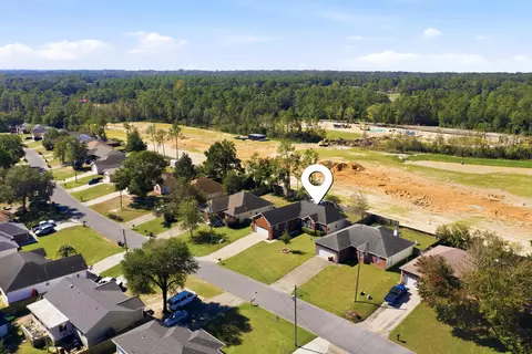 View/Area - 211 Tiffot Ct, Crestview, FL 32539 photo 2 of 5