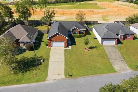 View/Area - 211 Tiffot Ct, Crestview, FL 32539 photo 4 of 5